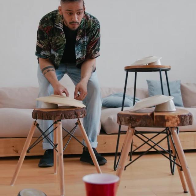 Play this super cool zombie attack game for FREE!