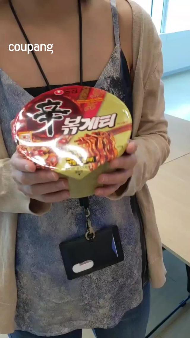 農心辛炒麵×炸醬麵就在酷澎 不用找代購只要動動手指 最快5天幫您送到家! 火箭跨境全館 8 折優惠 今天就下單