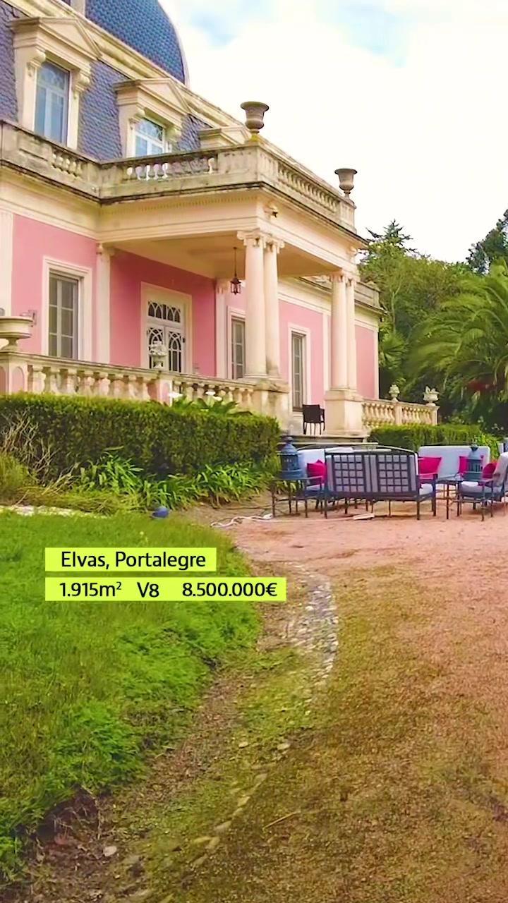 Um palácio romântico com jardins formais franceses construído em 1887 8.500.000€ id:33264471 #palacio #palace #garden #idealista #luxury #jardim #luxury #tiktokportugal 