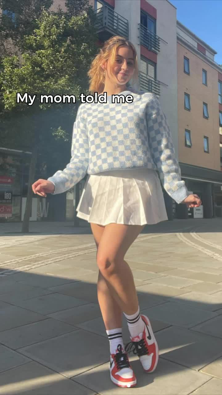 It's always right to listen to my mother!#frogapp #fyp #homescreen #widget #apps #newapps #uk #Fr.app #sequel