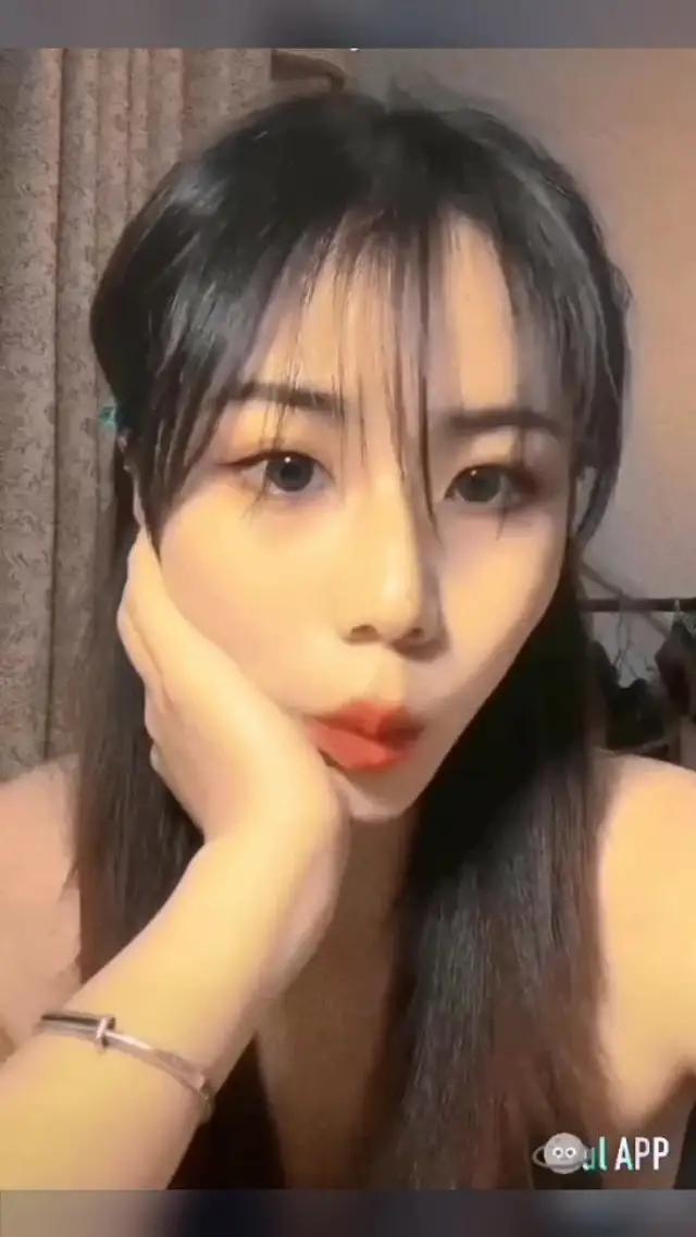 陪你玩，喜歡主動點的妹子，就來這裡隨時視訊聊天