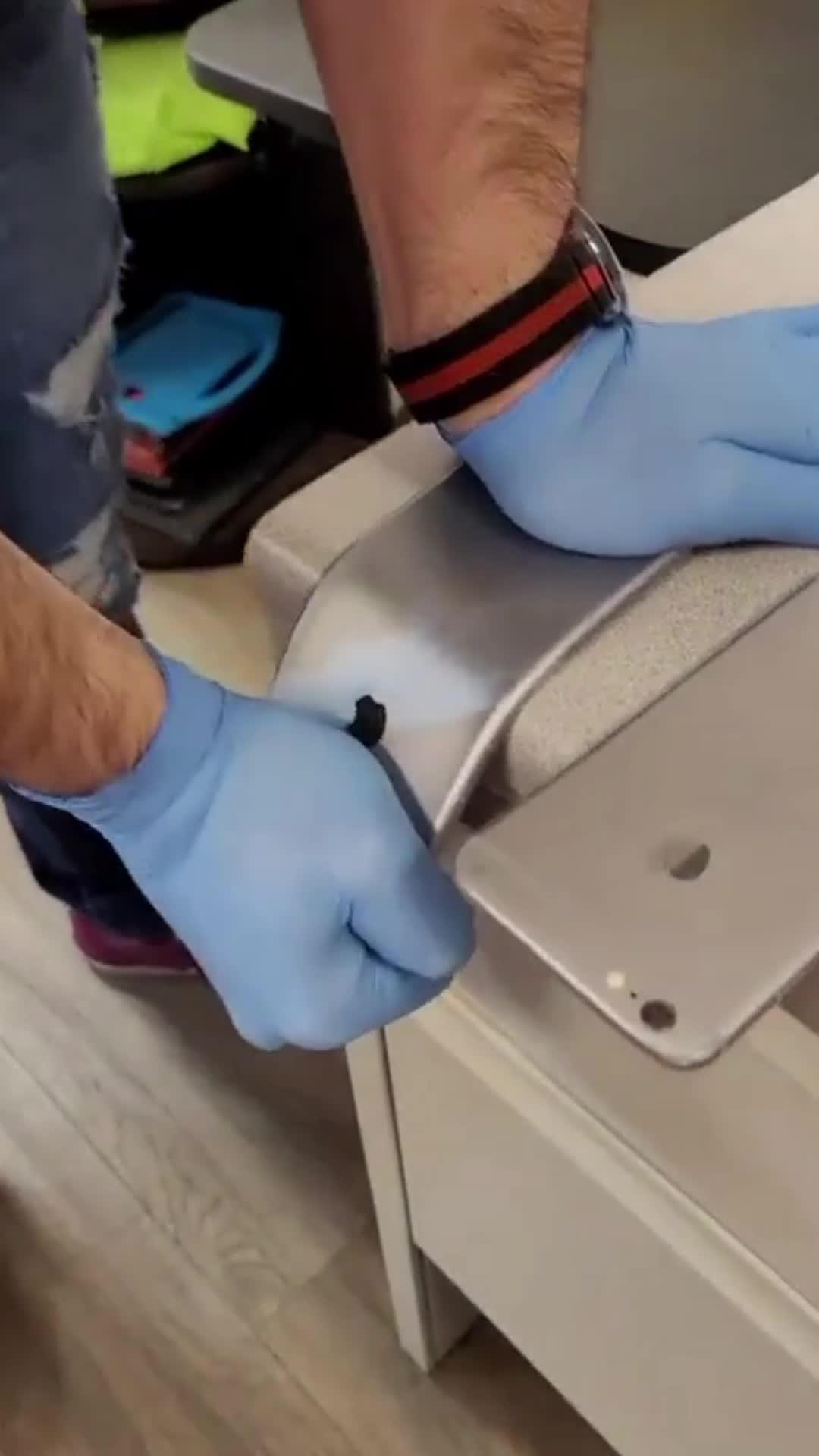 Free up storage with Cleanup app in seconds.