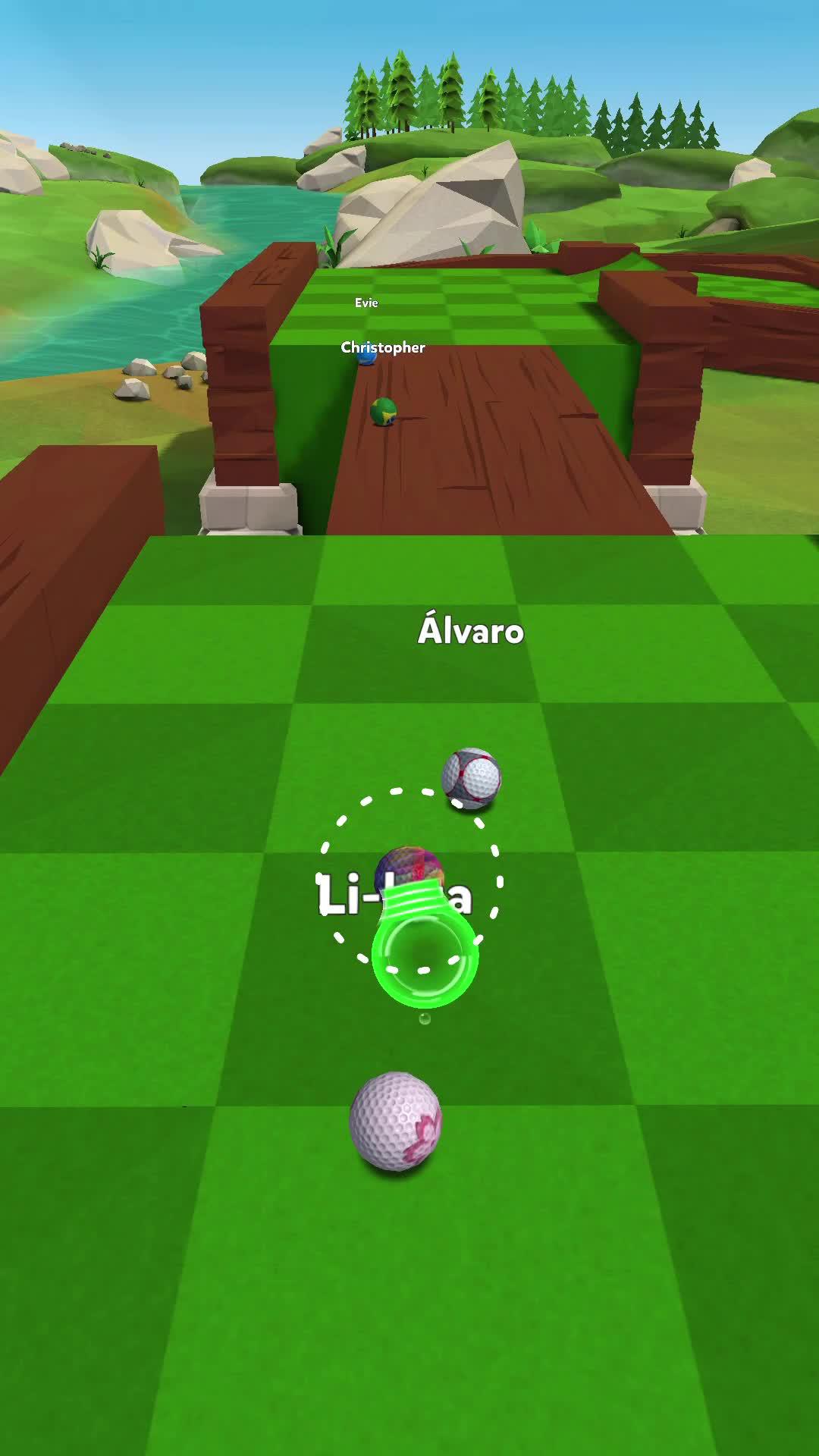 Challenge your friends to a Golf Battle!