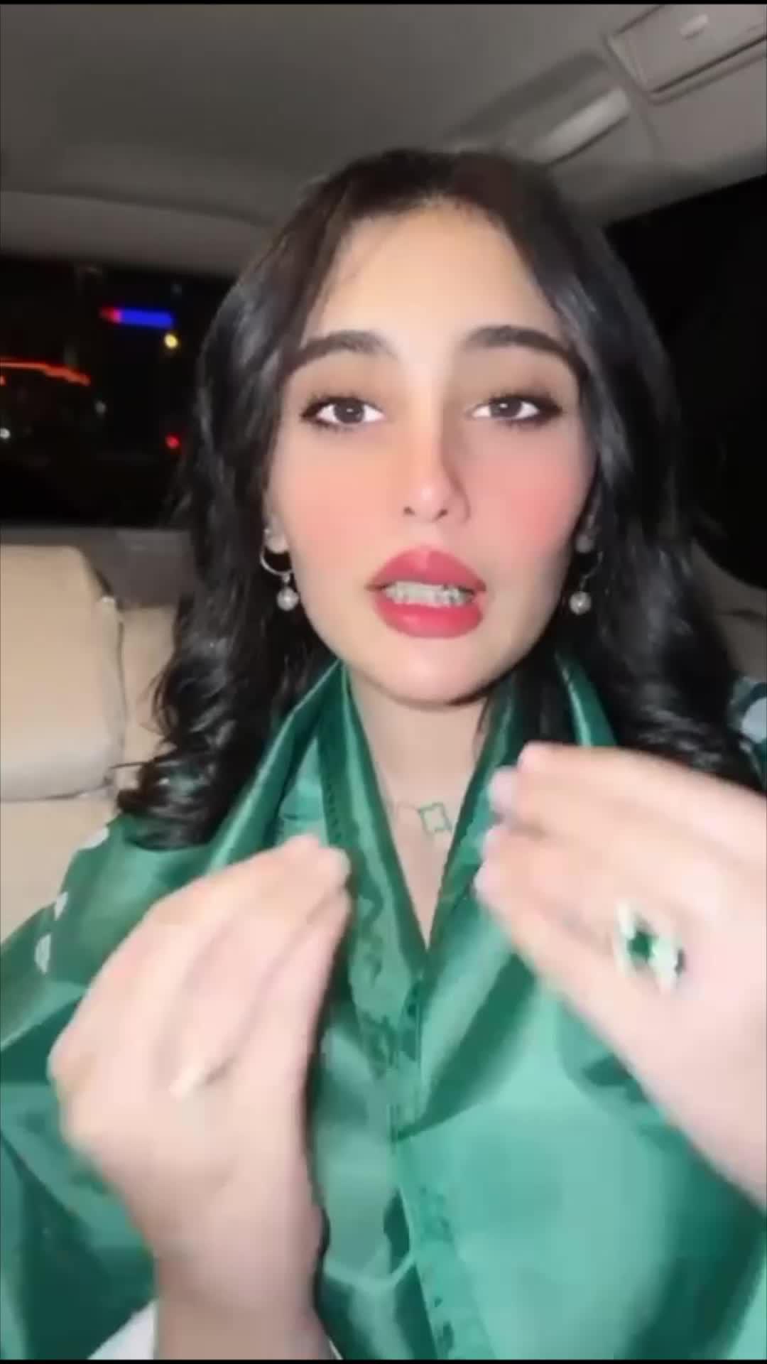 تطبيق الدردشة الصوتية: نهتم بجوك 