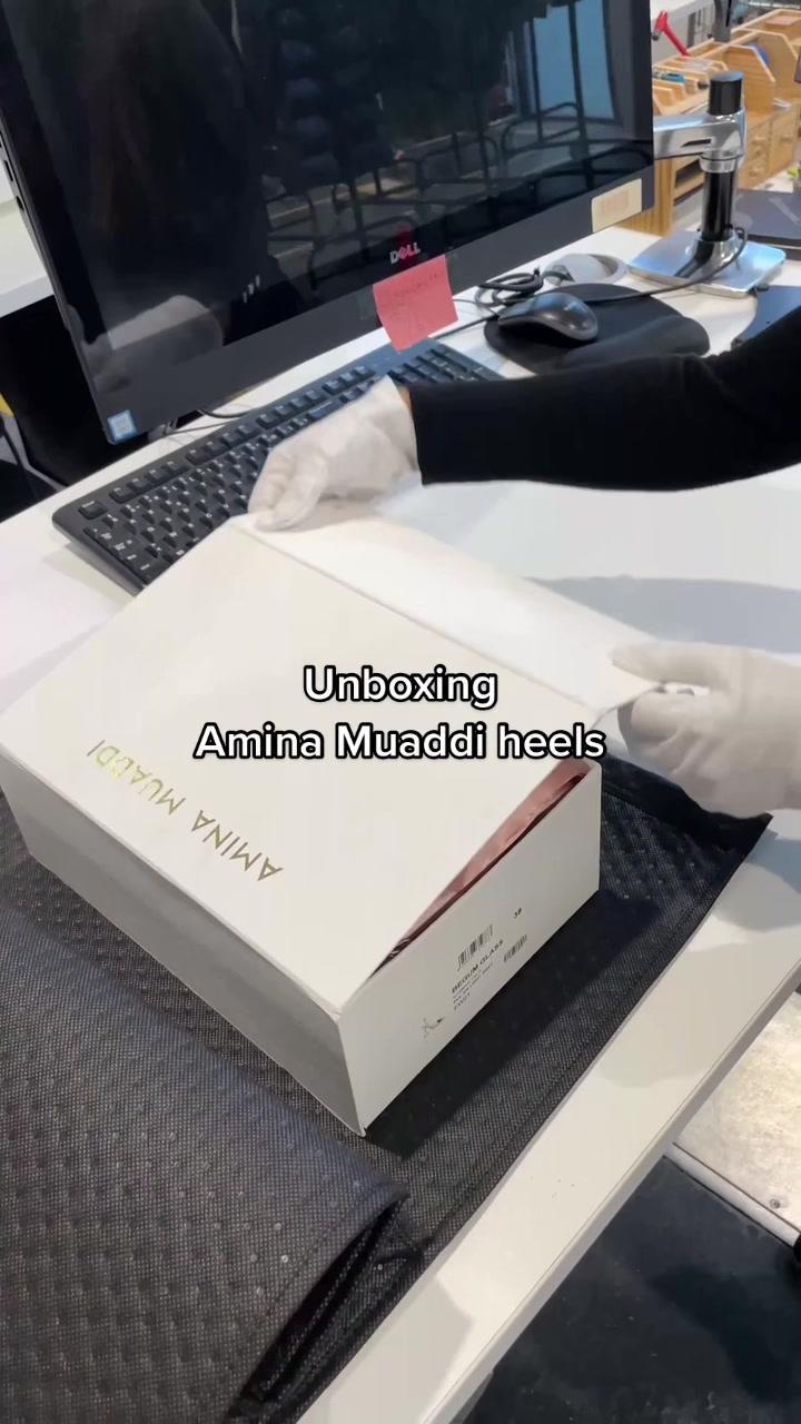 Is there a better way to start a new month than unboxing some Amina Muaddi heels? 😍 #unboxing #aminamuaddi #luxury #shoes 