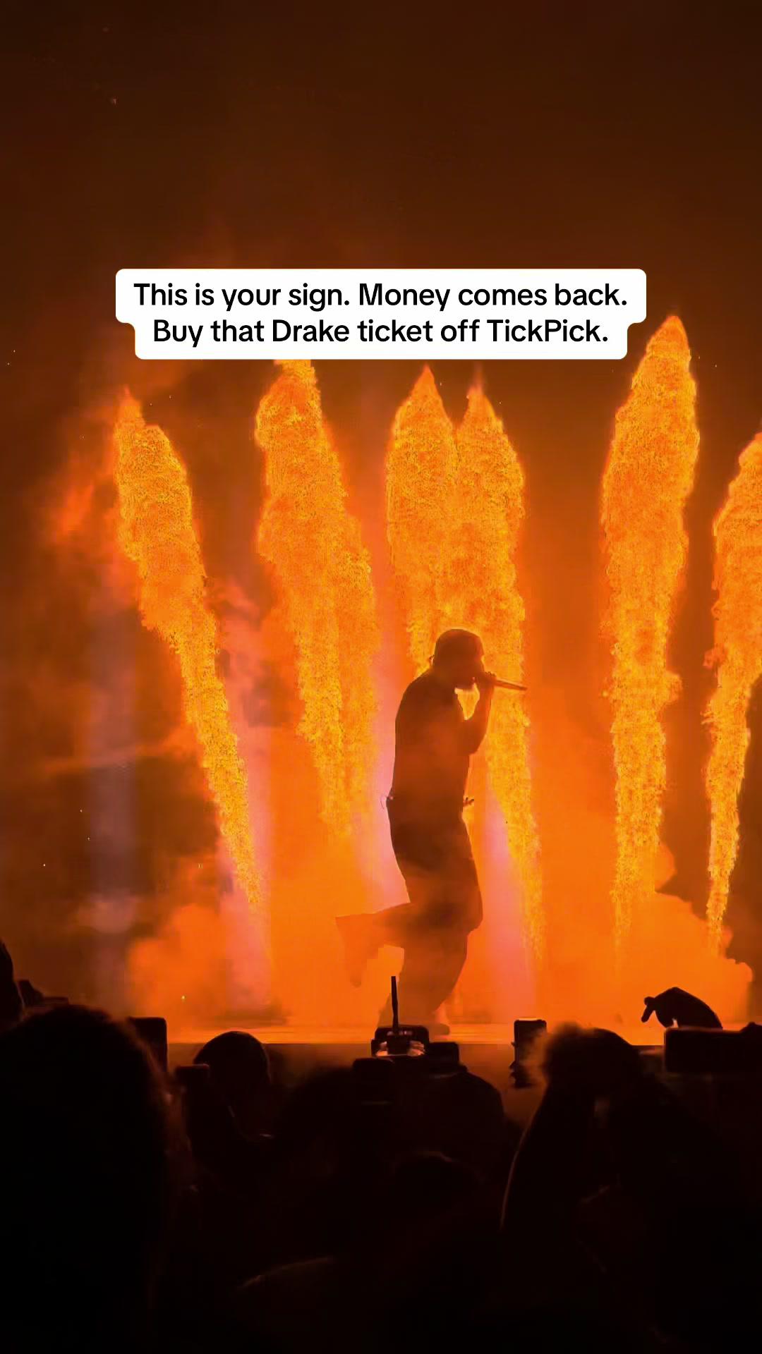 Worth it #drake #bigasthewhattour #iaab #itsallablurtour #drakeconcert #draketickets