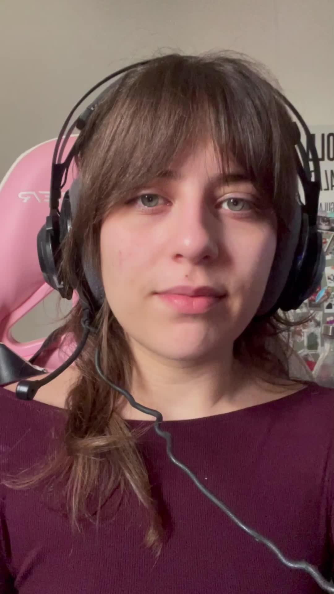 Ready to dominate your next game night? Play Stop2 and outsmart your friends!