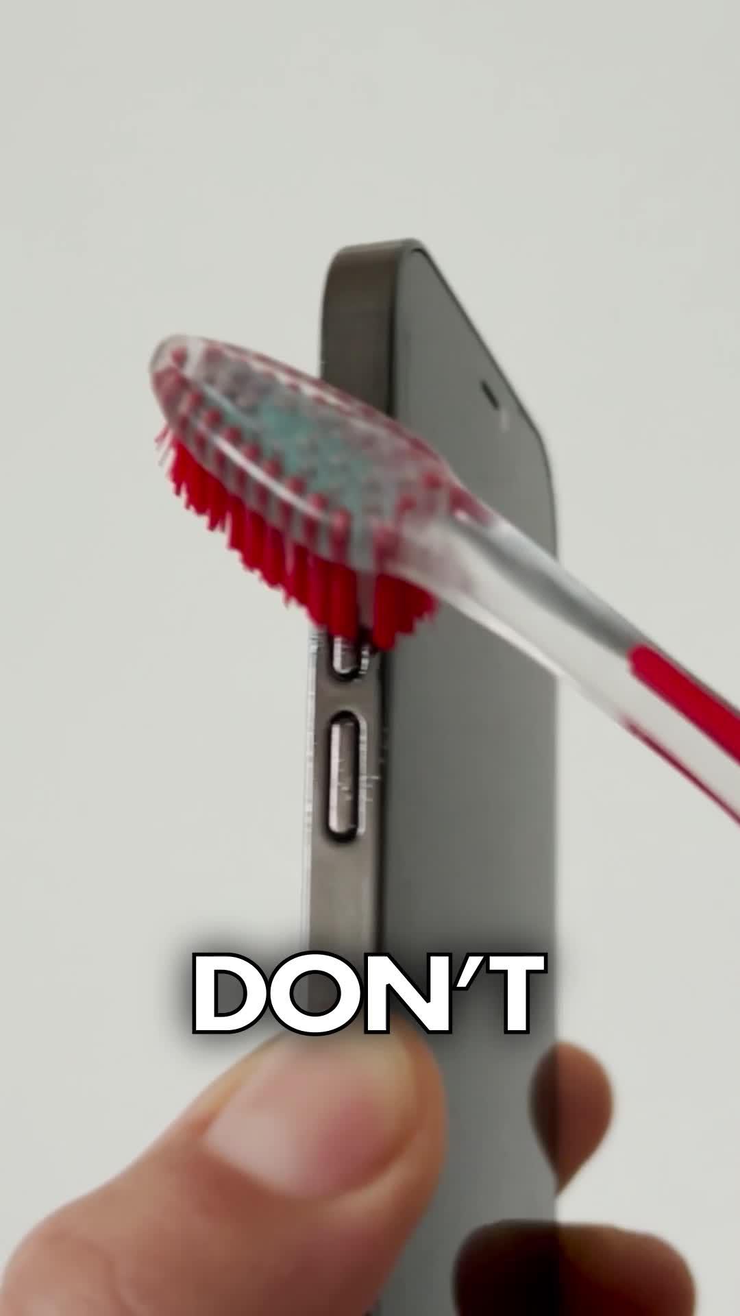 Free up iPhone storage in seconds with Ai Cleaner!