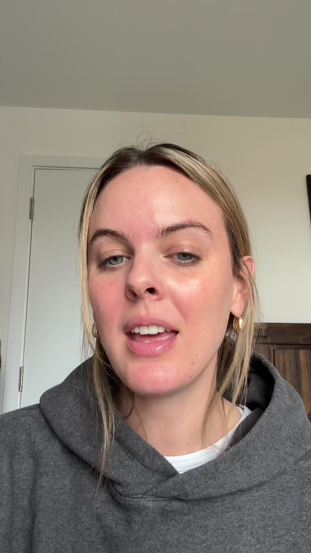 I swear i make this resolution every New years but i am loving Natulang. Its a super easy app to use, and if you are looking for a discount use my code Christina24 for 30% off. #learninganewlanguage #language #spanish #english #newyearsresolution #learnontiktok #learnwithtiktok #bilingual