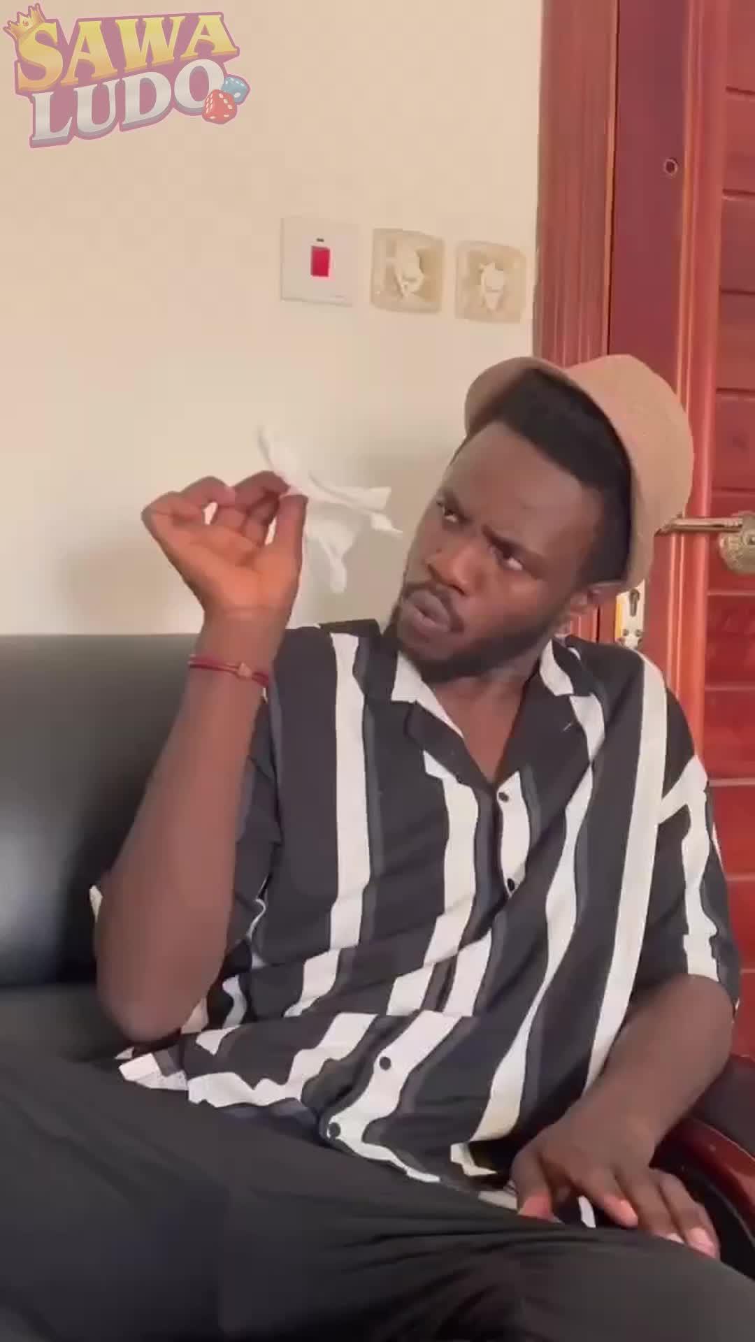 هل يوجد أحد للعب معا؟