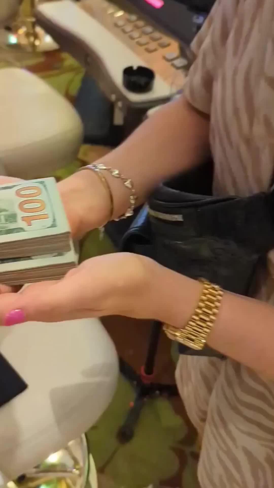 Claim 3,000,000 Welcome Bonus!