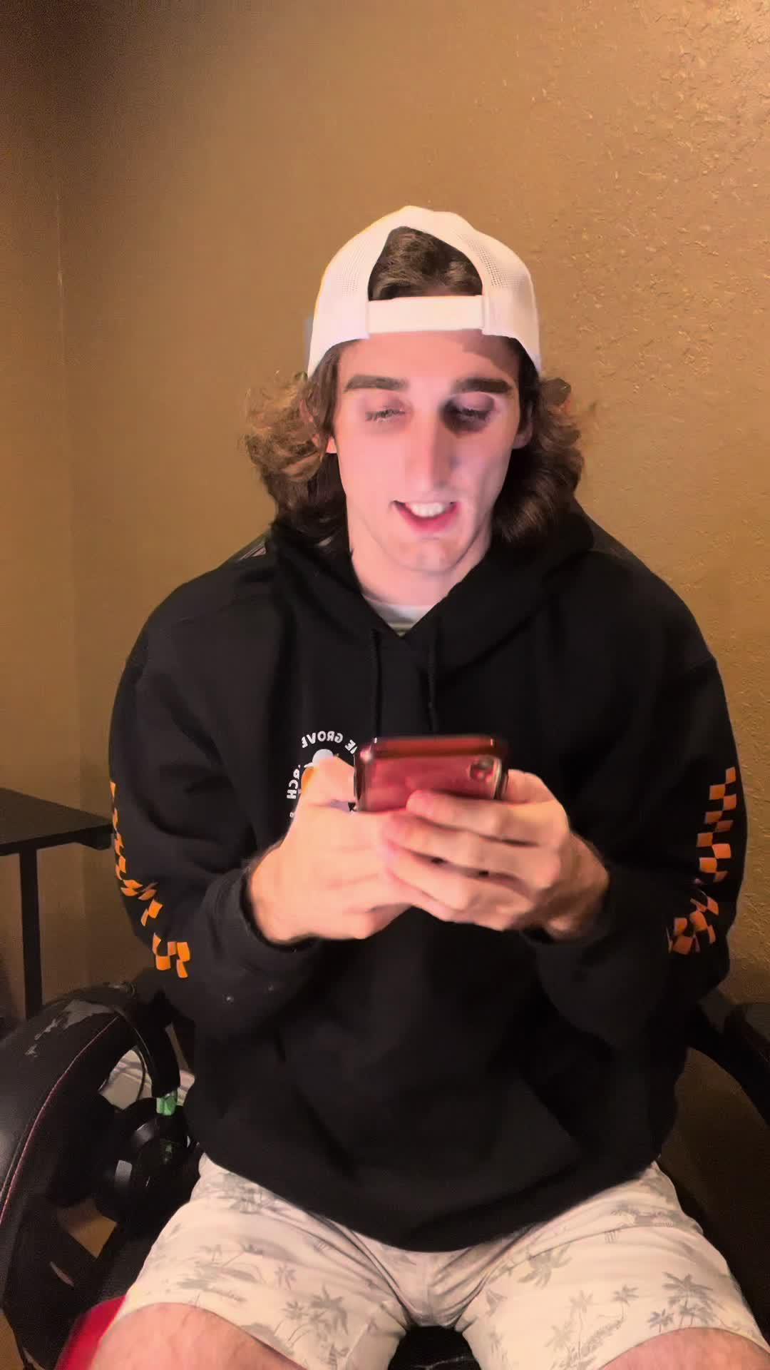 Easy way to discover new games and get rewarded by playing!