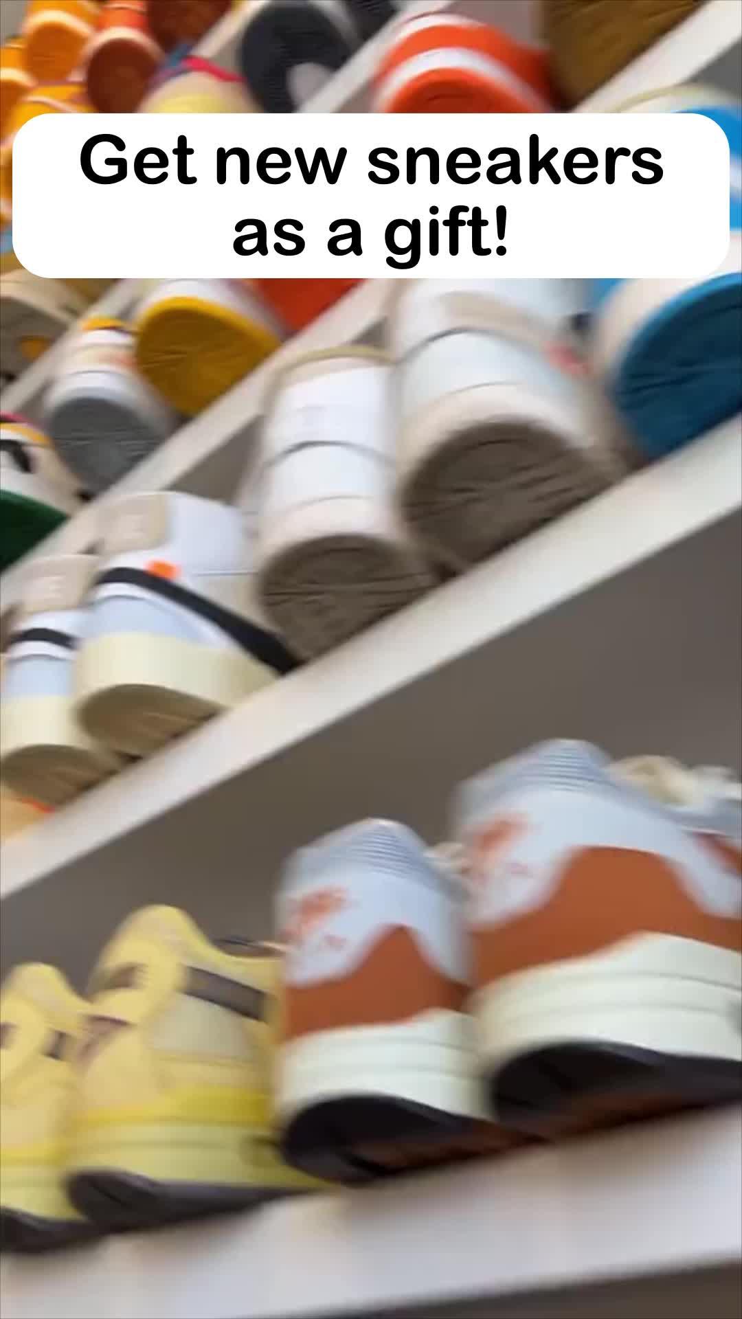 Sign up on the app to get gifts!