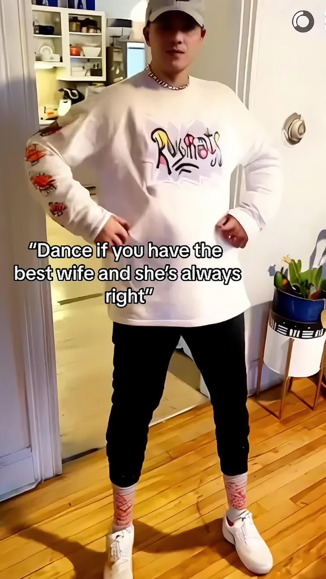 Try this crazy AI photo dance App! Let the fever begin!