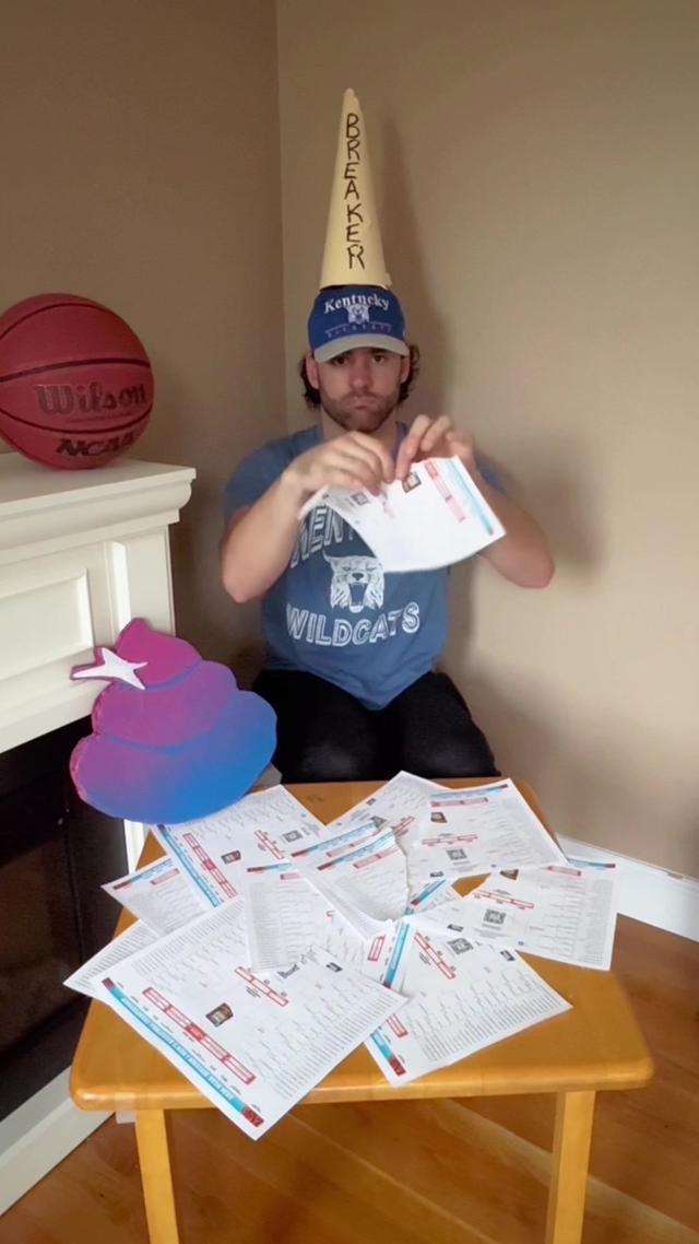 Bracket Busted? The Road to Phoenix can still be filled with winners!✅ Join my Madness Squad using code: PZAX7V!🏀 #marchmadnessbracket #basketball #bracketschallenge 