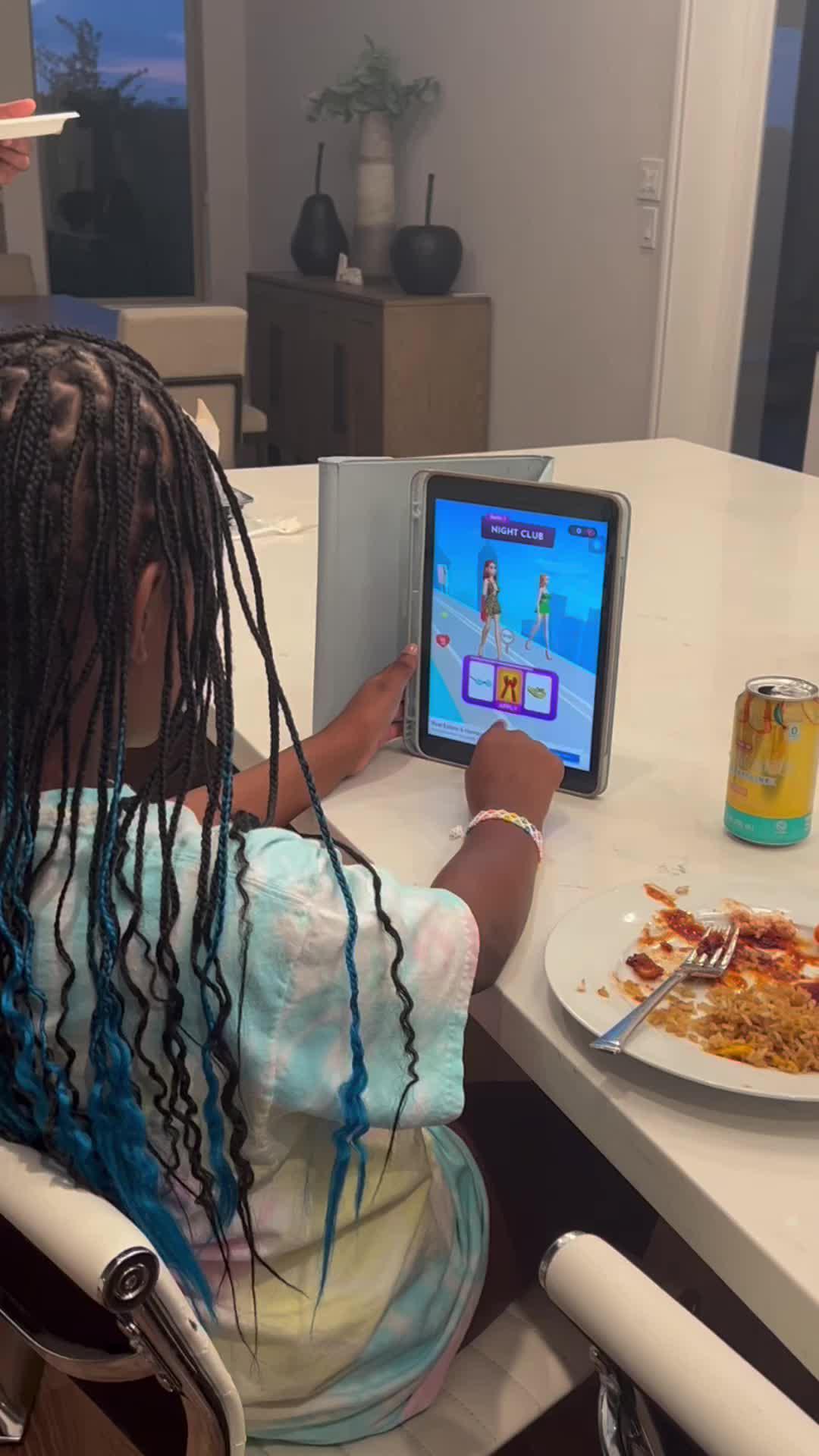 Are you into fashion enough to compete in this fashion battle?