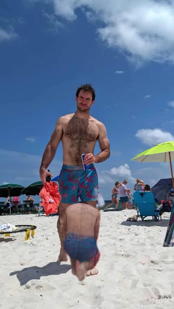 Upload and make photo dance now!