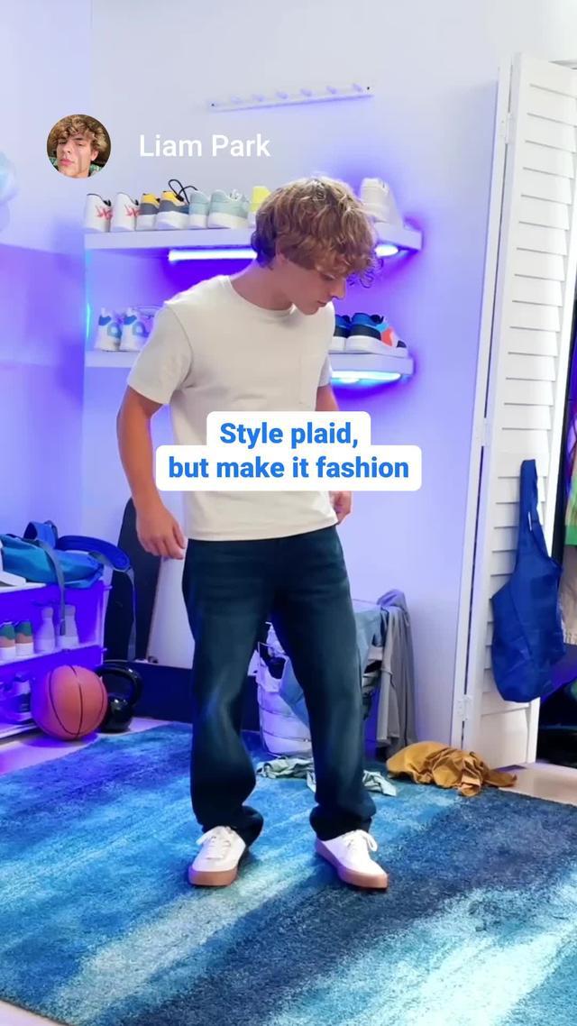 Slow your scroll. Take a minute to learn something new on Facebook. 