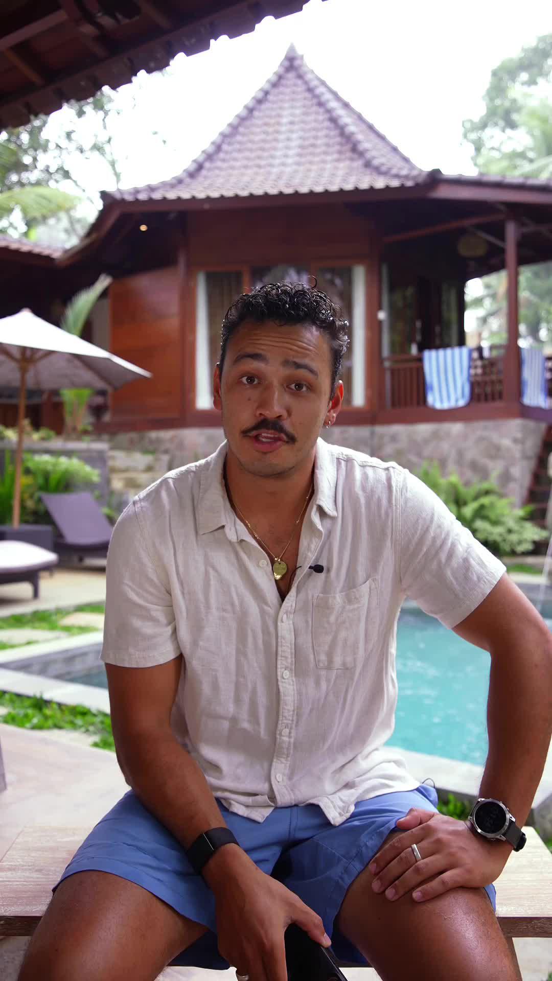 Book Now on Traveloka!