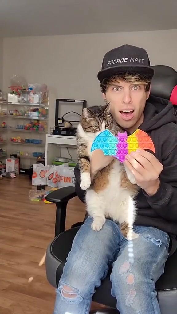 Come and get your Pop It! #popit #arcade