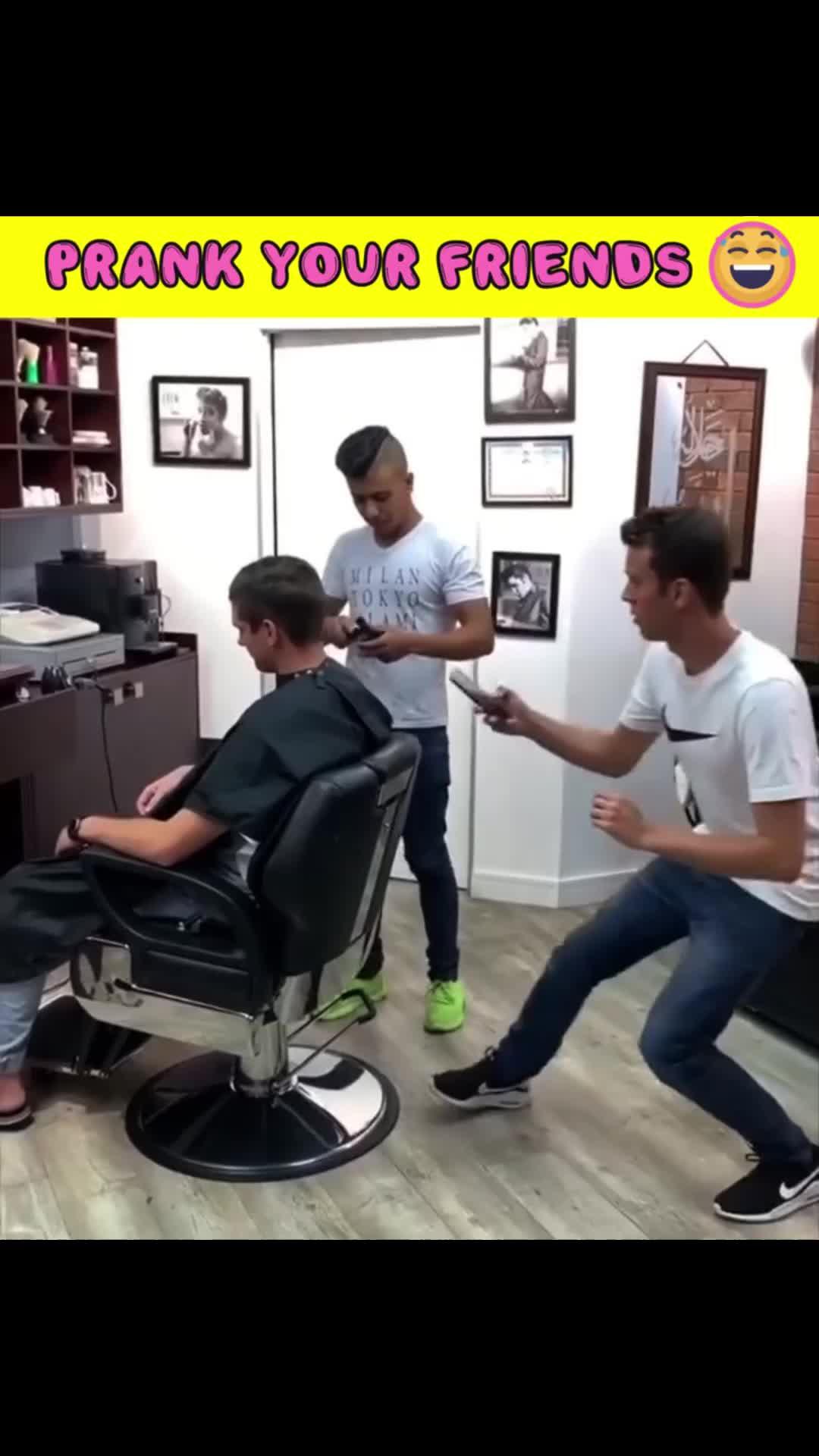 Time Bomb Broken Screen Effect - Free to download and use‼