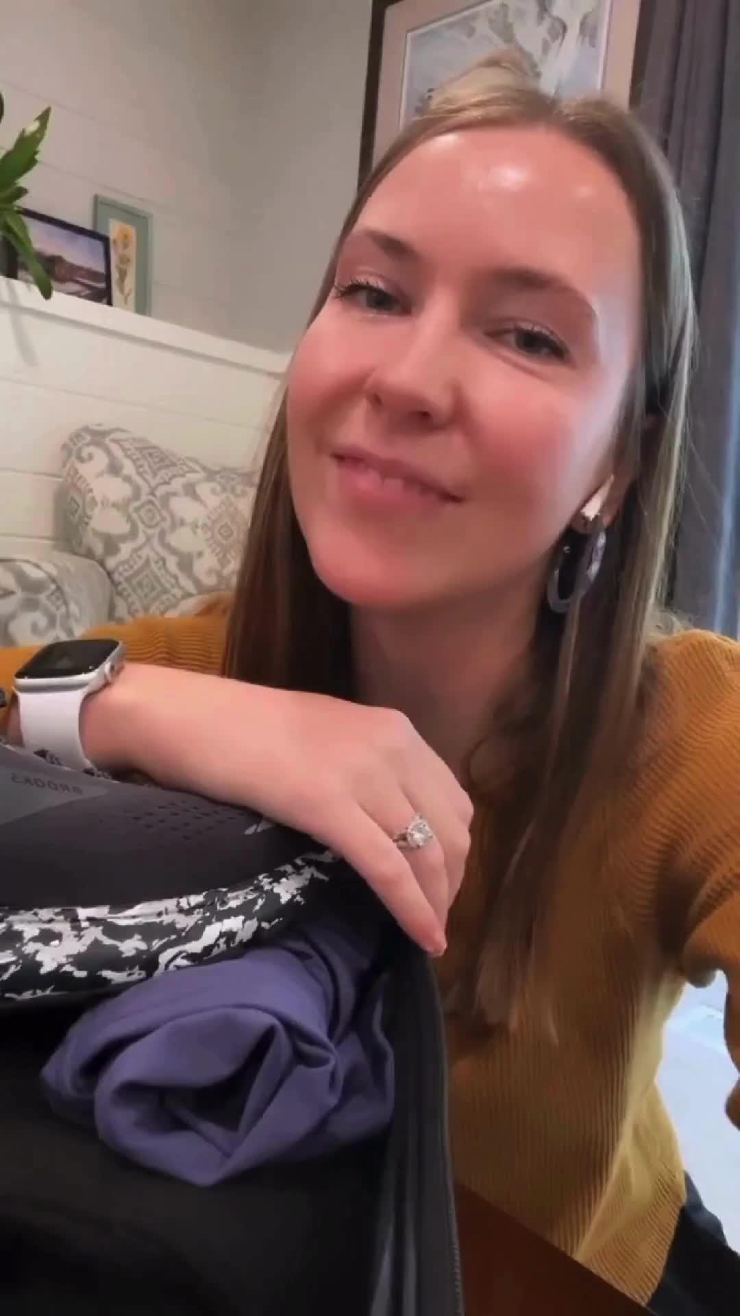 From financial education to free on-demand fitness classes, you NEED to check out the Rate App!​