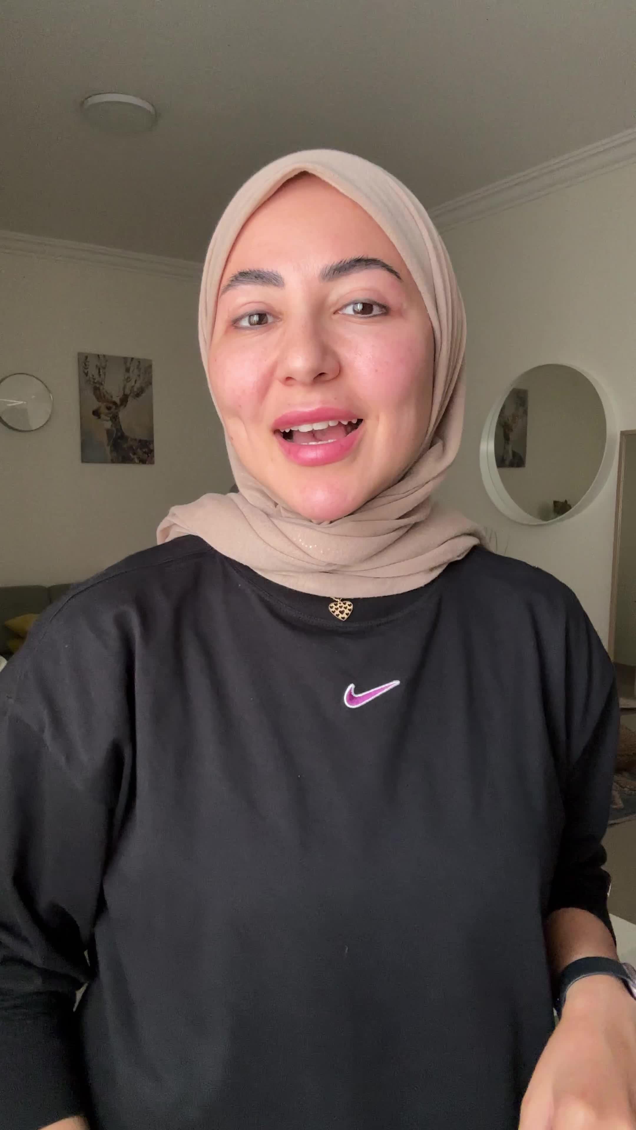 صراع مع الكتابة؟ قم بتجربته مجانا!