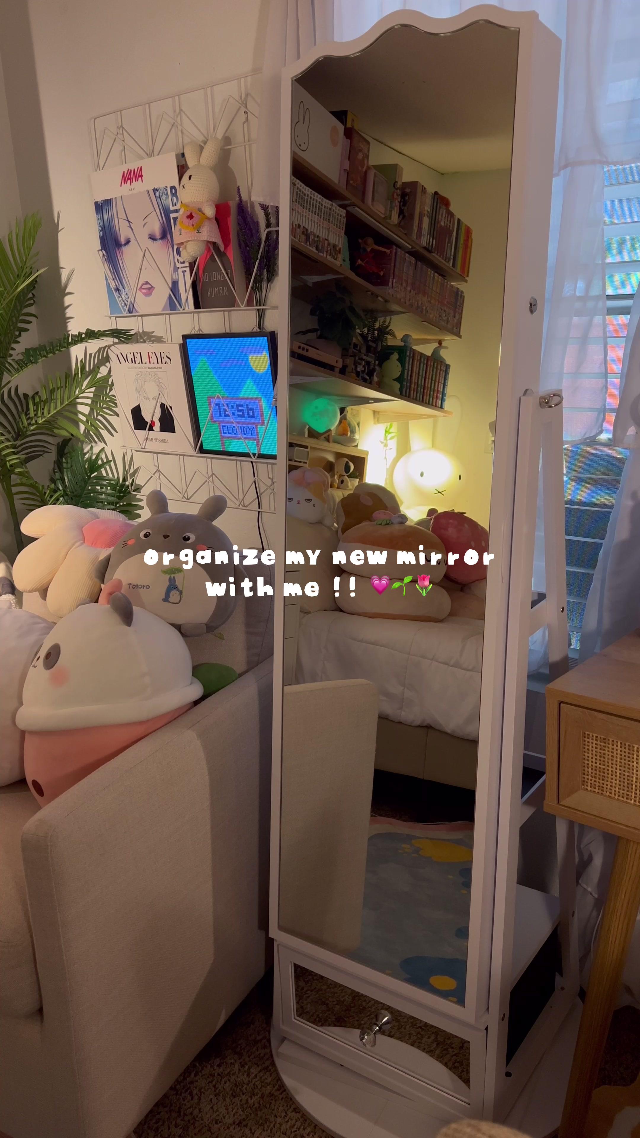 tHISS was a must omg its so pretty 😭😭💓💘💞 the amount of space is just beautiful  🔎code: dmw6457 in #temu for special offers (app new users only with qualifying orders) #standingmirror #temufinds #temuhaul #furniture #temuhome #review