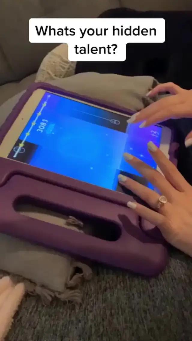This piano game totally pops!
