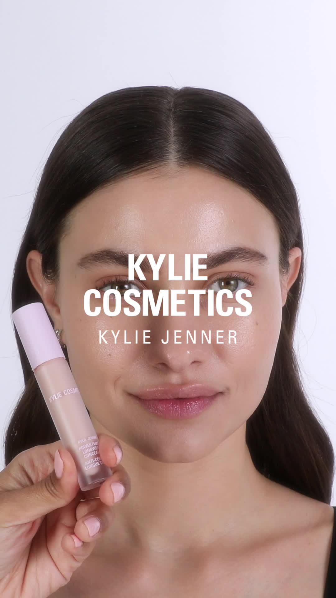 O lançamento mais esperado de Kylie chegou, compre hoje só na Sephora.
