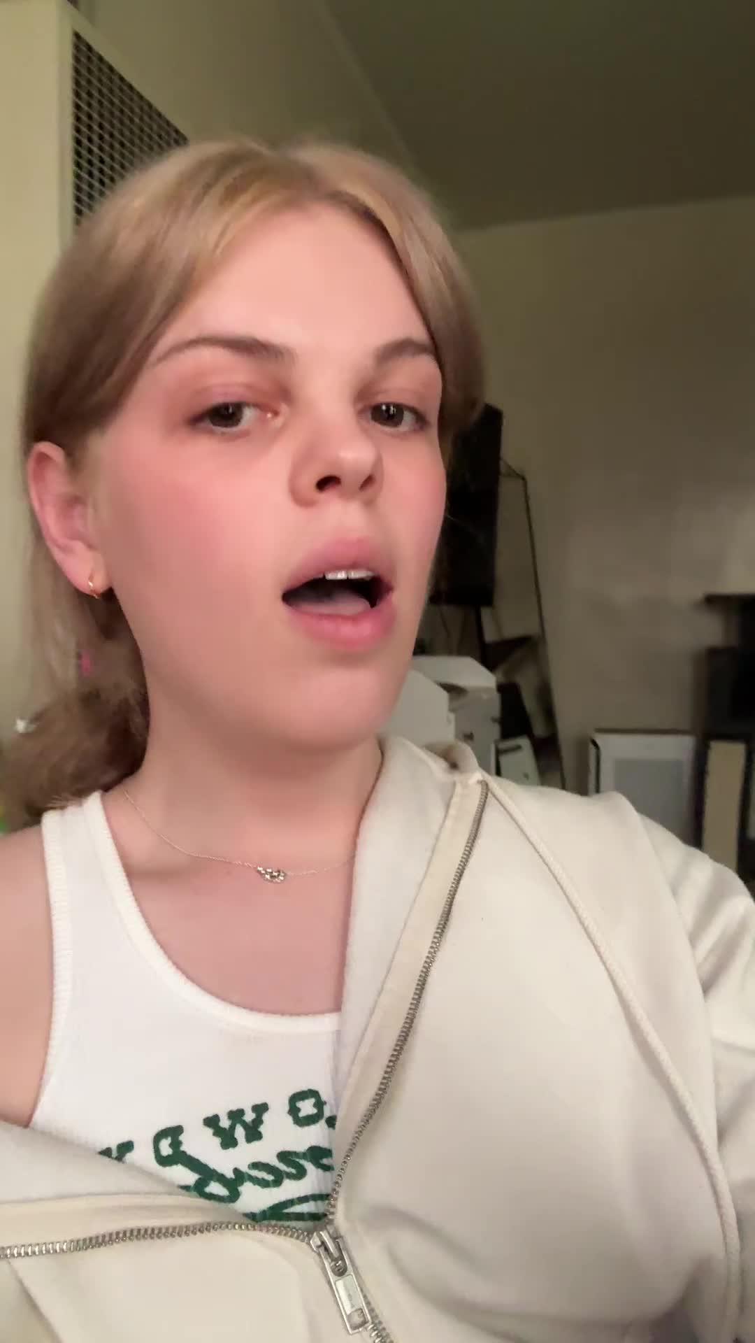 Raise a pet on your lock screen