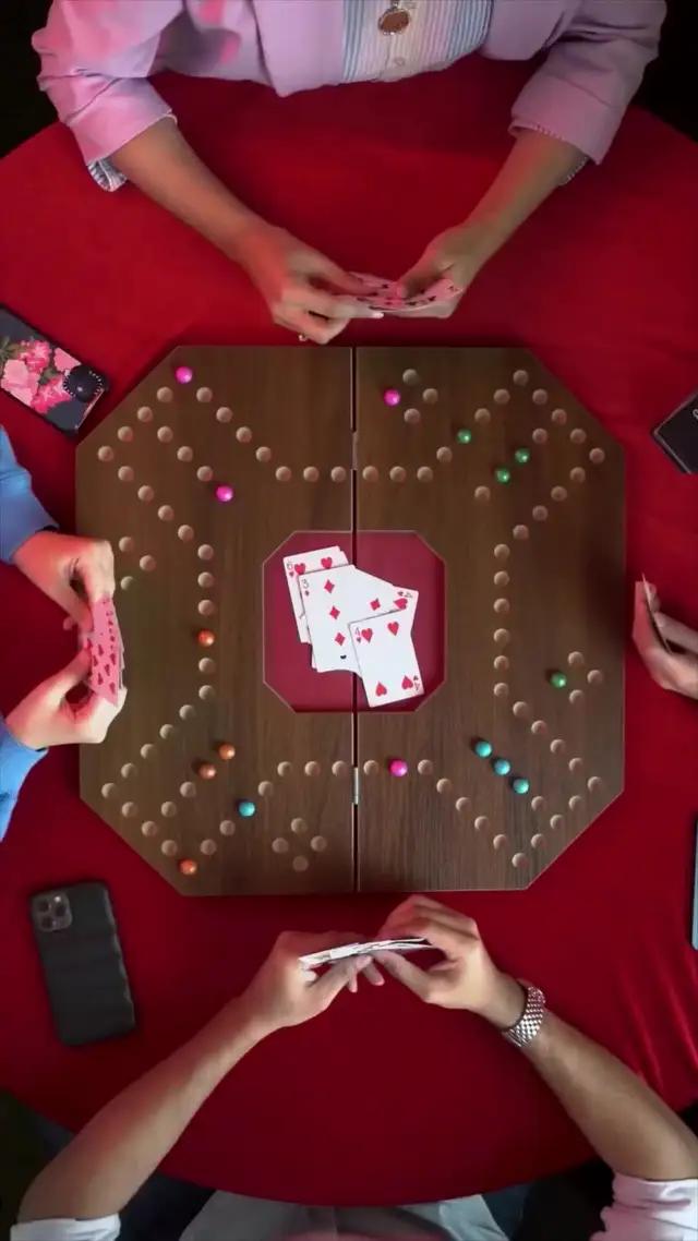 هل يوجد أحد للعب معا؟