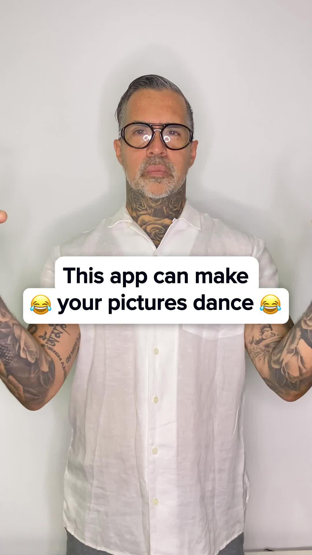 This app can make your pics danceee