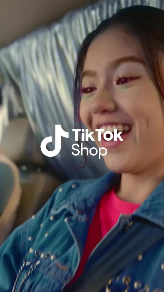 Unlimited Free Shipping, 50% off hot prices and win up to RM90,000 with our Hashtag Challenge!