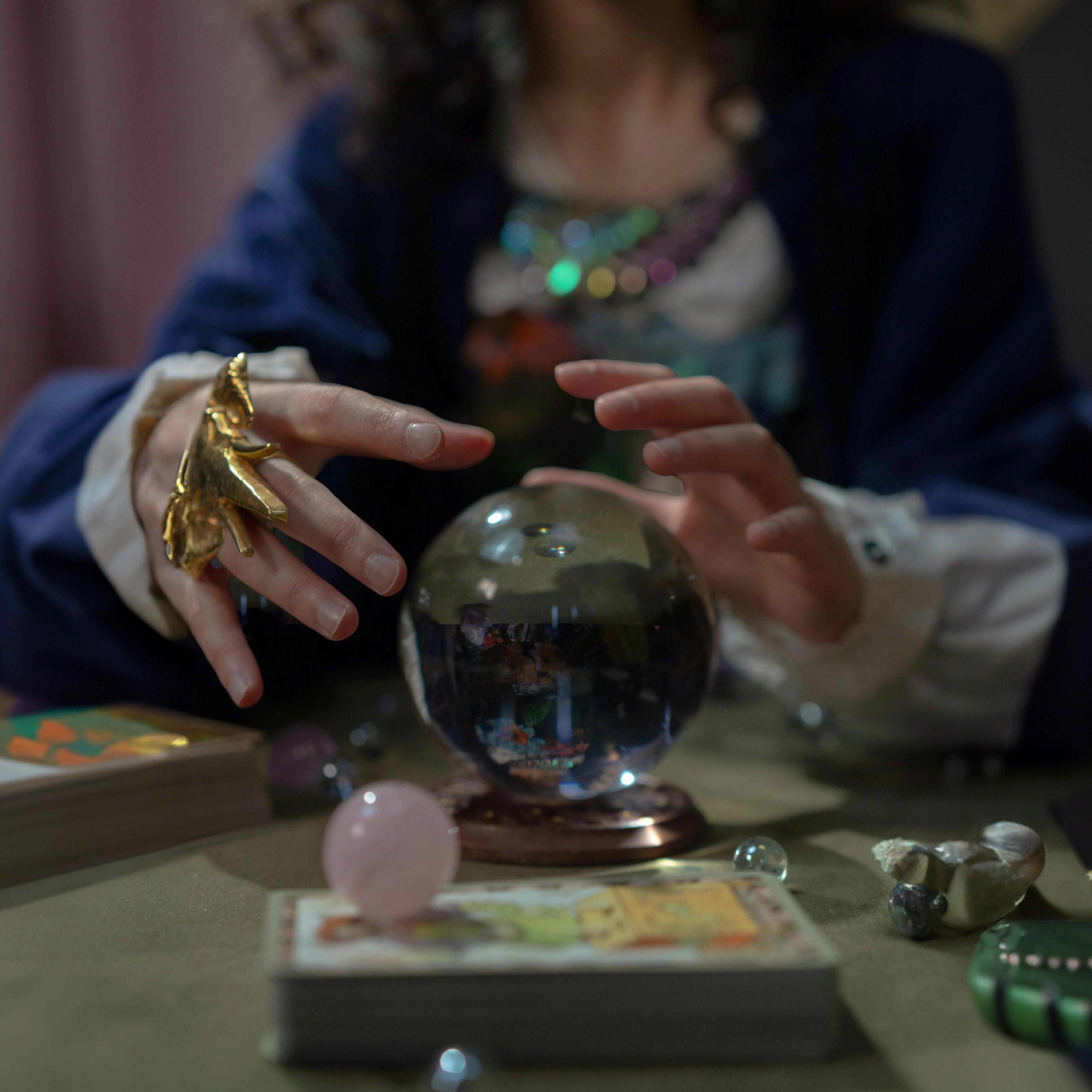 Easily Track Your Crypto, Stocks & ETFs in One App!