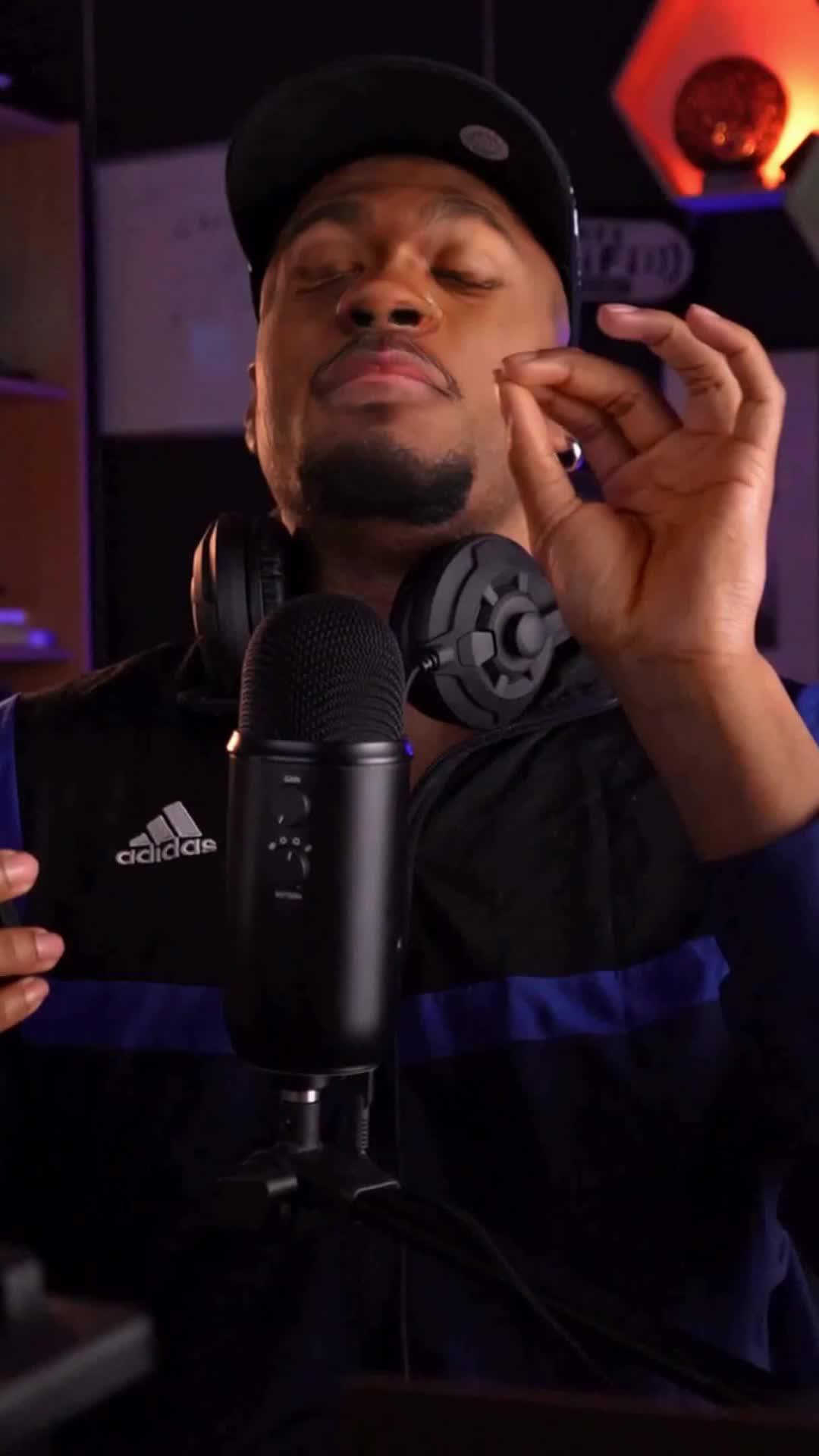 Chatbot that knows everything. Don’t believe? Then ask!