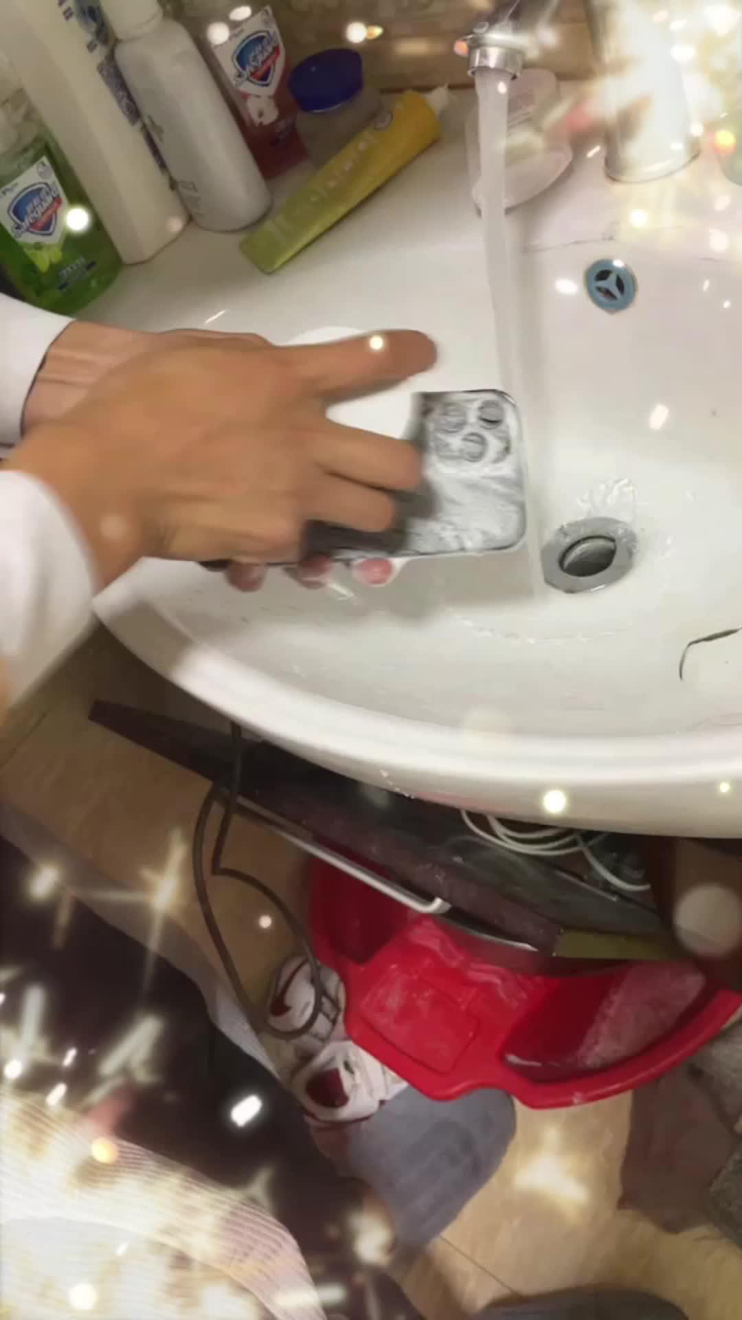 Free up iPhone storage in seconds with Cleanup!