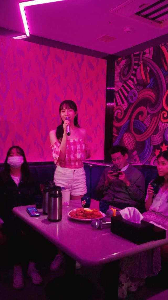 還有什麼比歡唱卡拉ok更刺激的？來星城Online就知道！