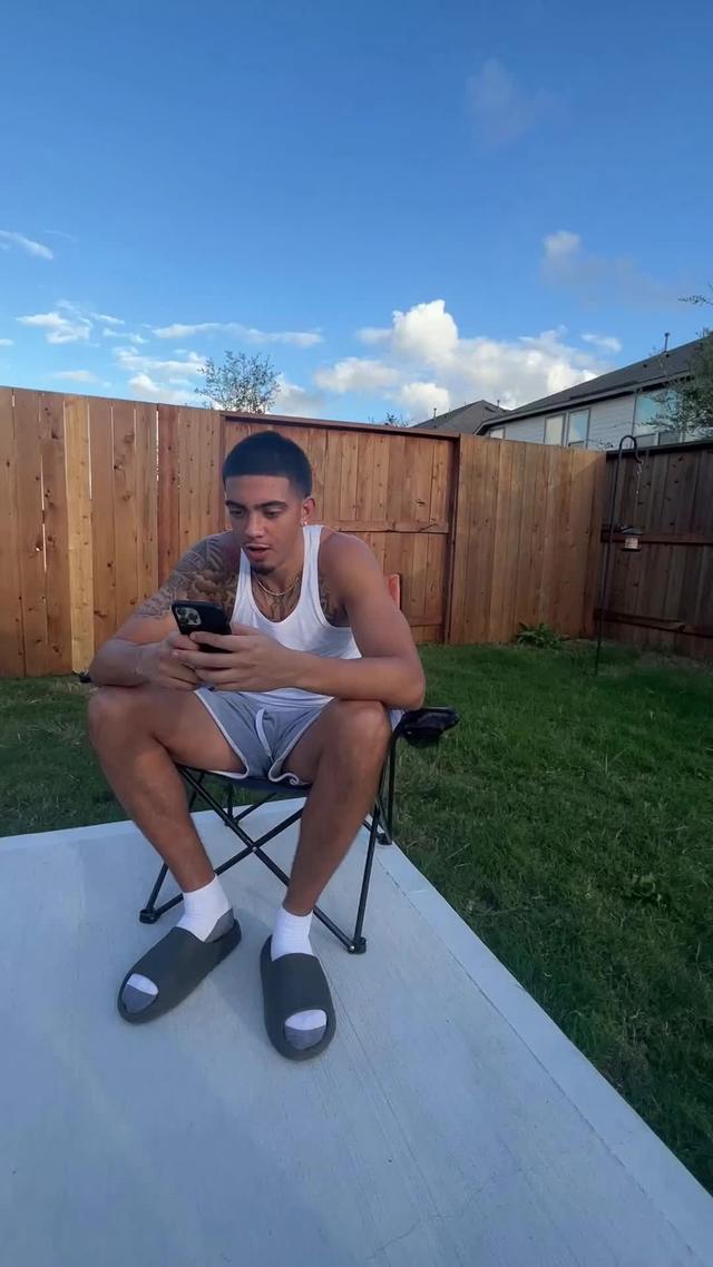 Real People, Live Matches!