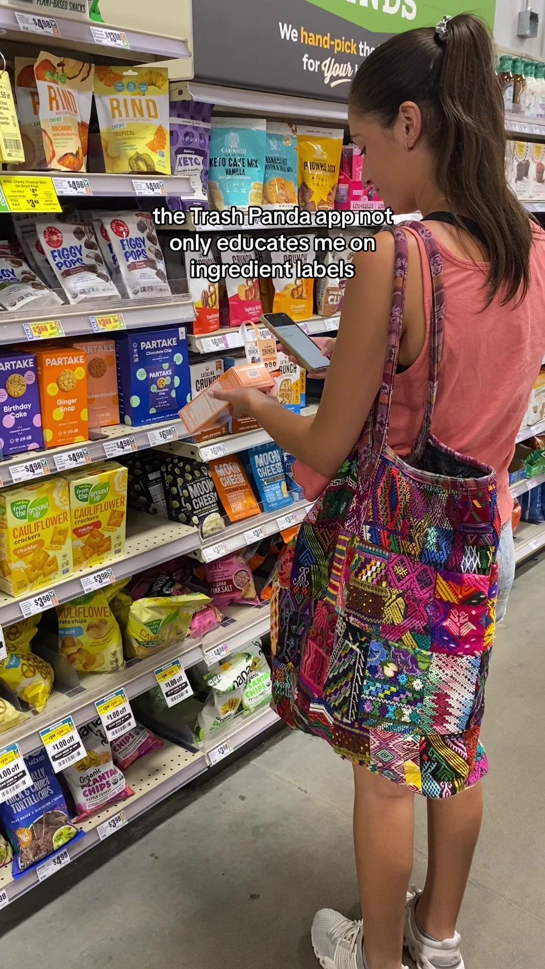 have you tried this hack before? decode ingredient labels and find groceries that are ACTUALLY healthy - quicker and easier than ever #healthhack #groceryshopping #trashpandaapp