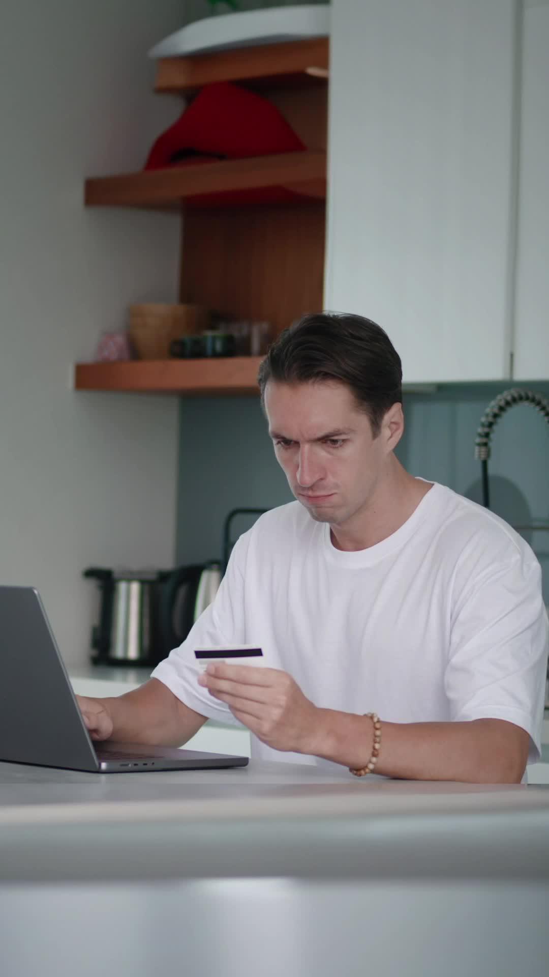 Say goodbye to high bills and debts! GoMining helps you reach your financial goals efficiently.