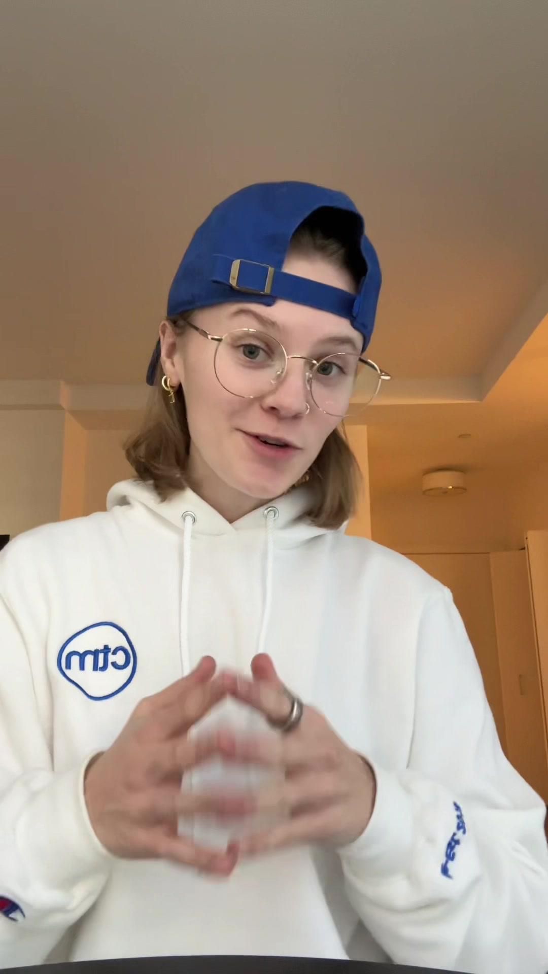 the best way to kill time while being productive #swipewipe #storagehacks #foryou