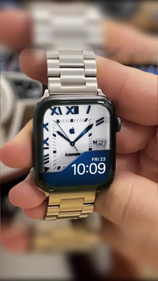 Free watch face for your watch today!