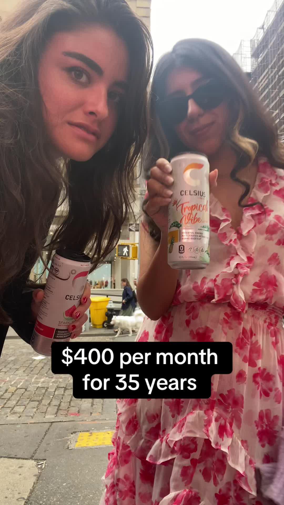 Grow your wealth by investing your money 💸 the invested side is calculated based on an annual return rate of 10% which is what the S&P 500 has returned historically. #alineaapp