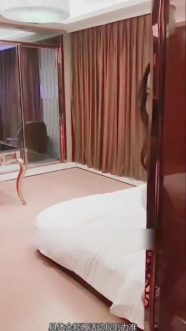 備受期待的MMO大作今日公測！10億鑽石送給你，打開背包就有！