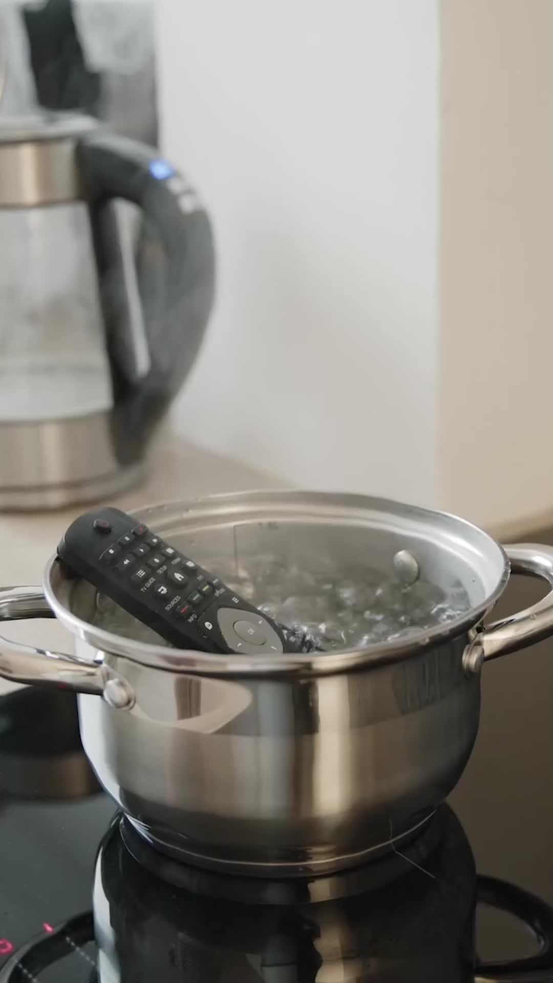 Remote Roku TV By iPhone