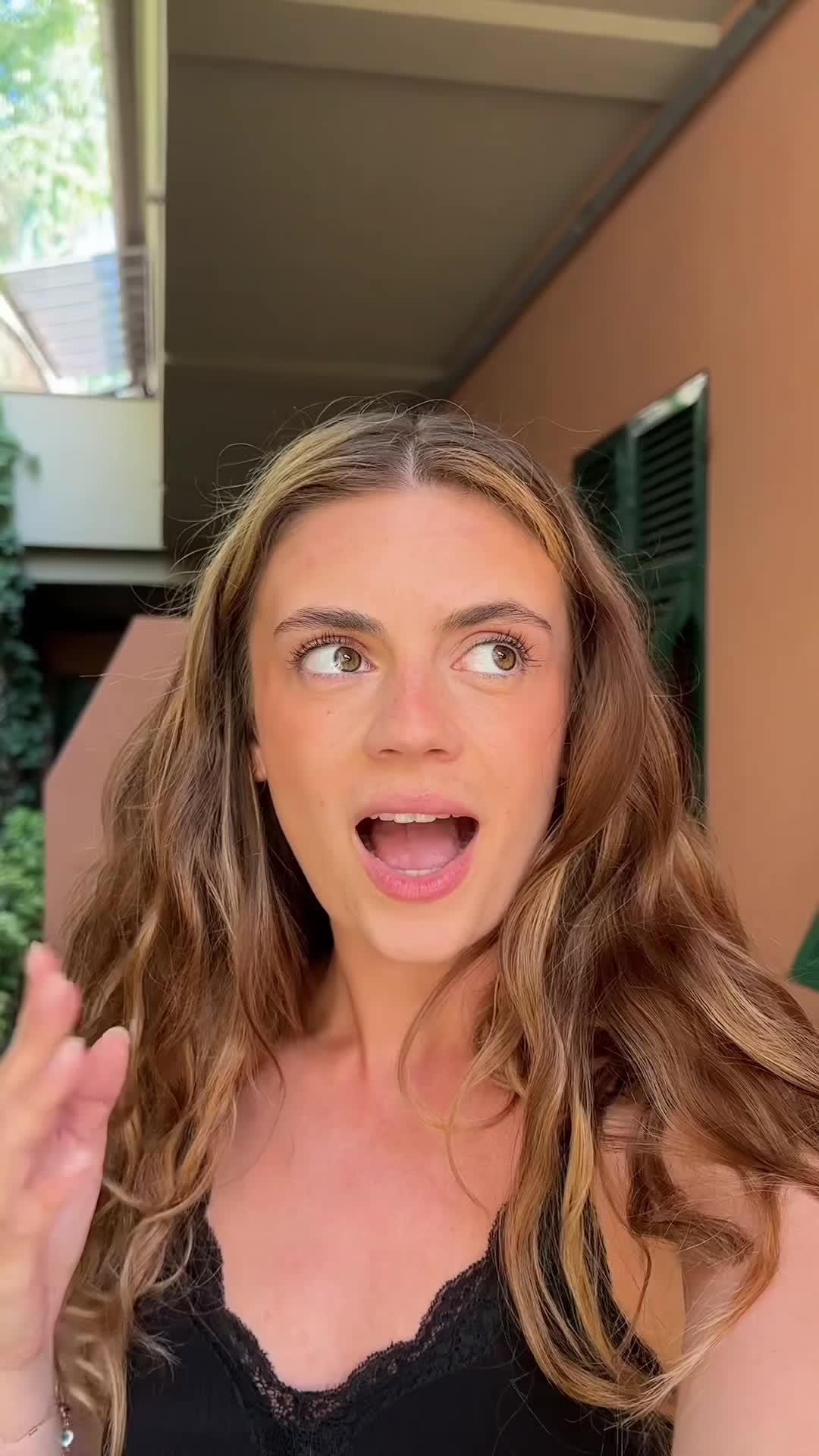 Be the city insider! Discover what's trending in the city!