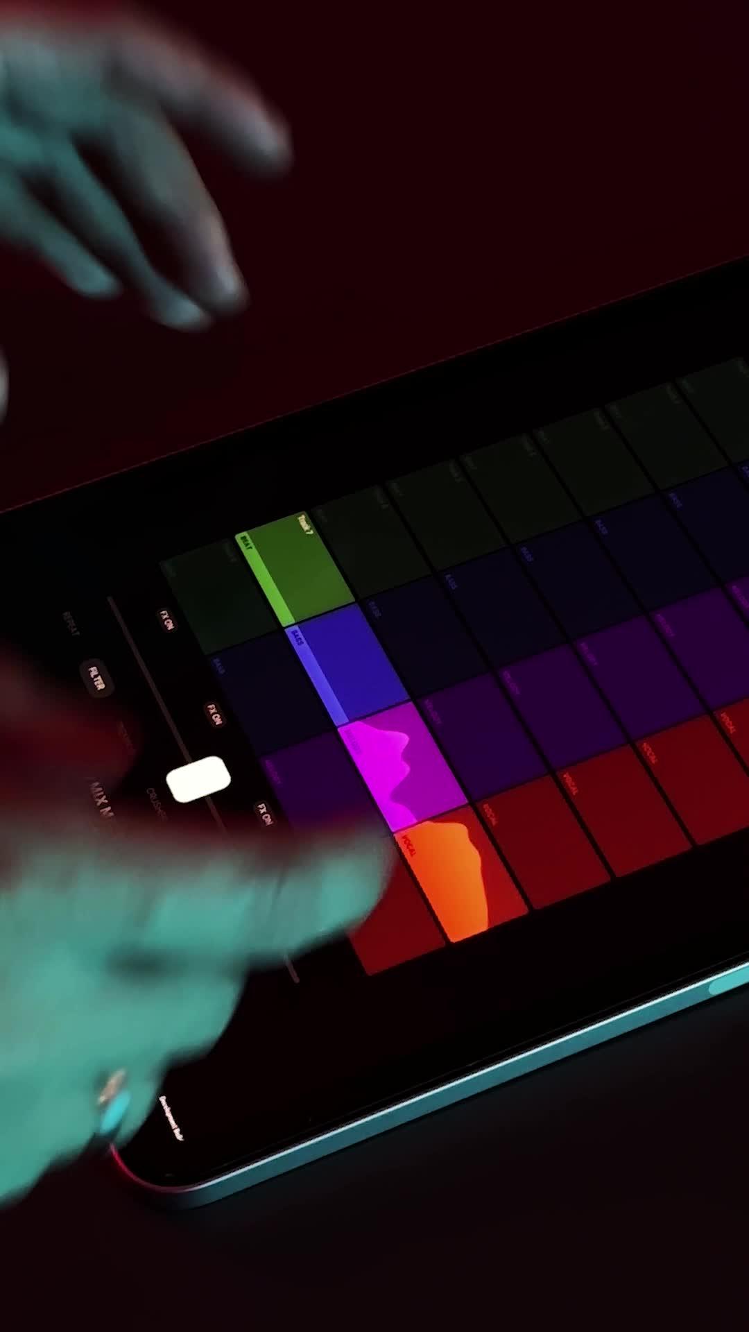 Make crazy beats easily!