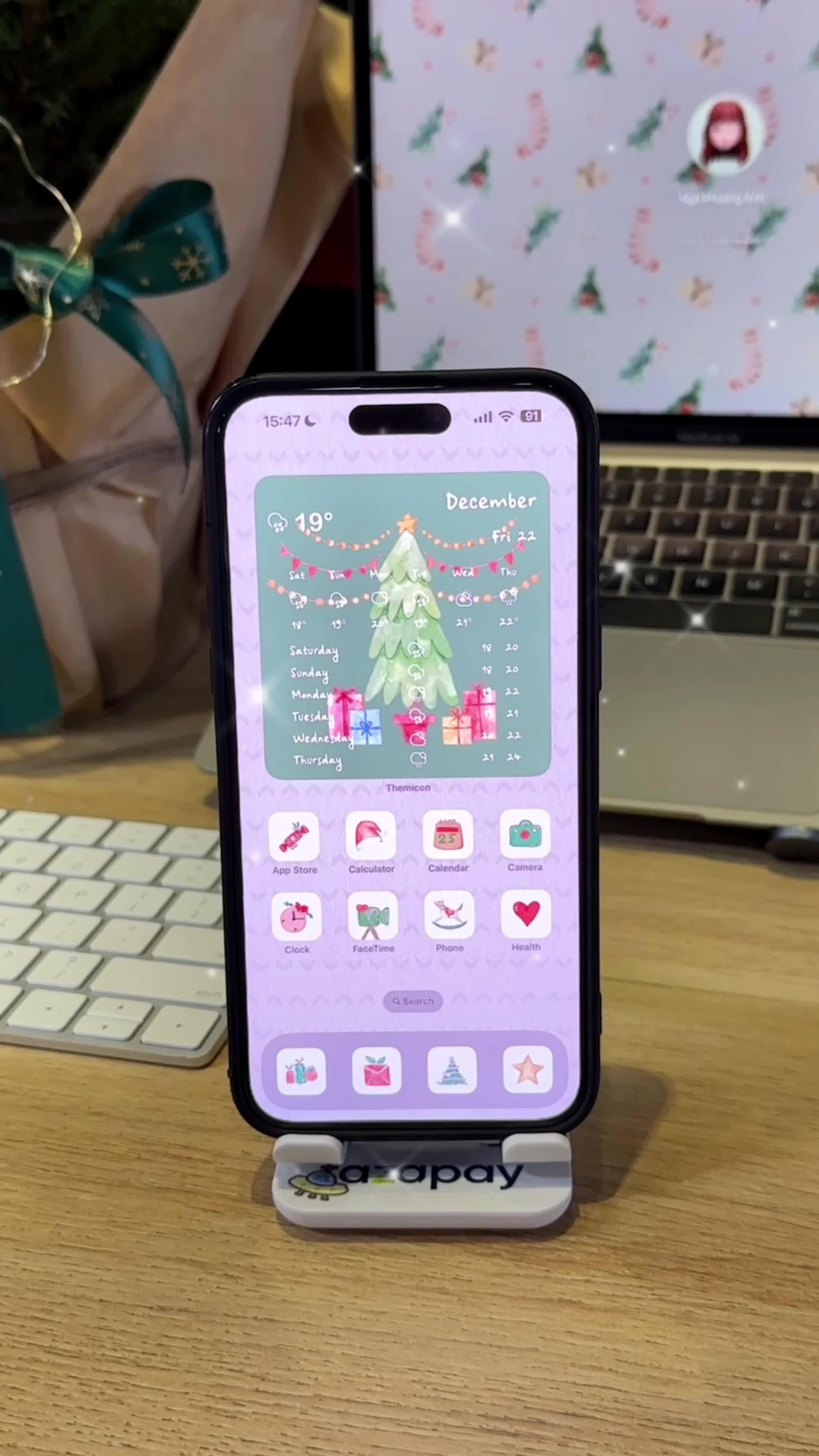 Get the Themicon app now for free! Icon, Widget & SnapPal to share your moment with your besties