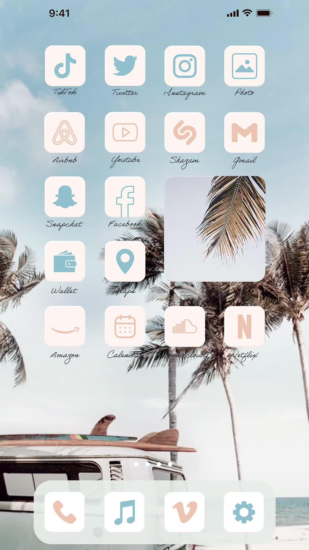 Set exclusive icons & themes for your iPhone!